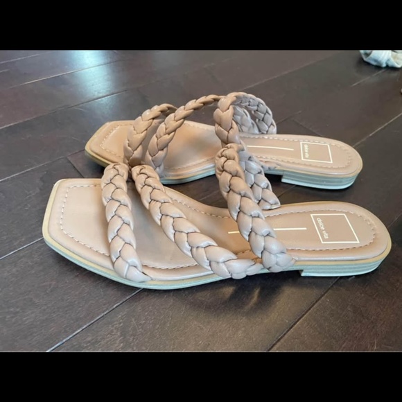 Dolce Vita Sandal - Picture 2 of 3